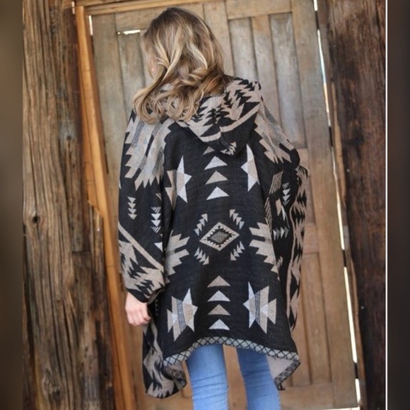 <LAST>Soft Boho Tribal Hooded Jacket by Angie - Picture 2 of 4